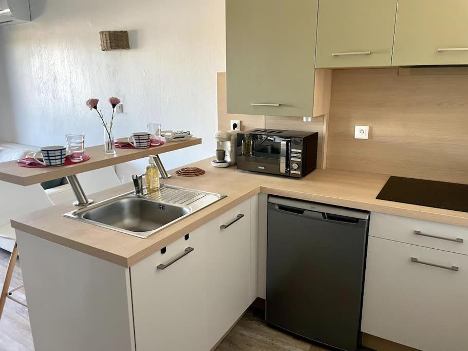 Appartement Vue Mer, 5Min A Pied De La Plage, Parking Prive Валорис Екстериор снимка