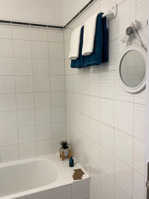Appartement Vue Mer, 5Min A Pied De La Plage, Parking Prive Валорис Екстериор снимка